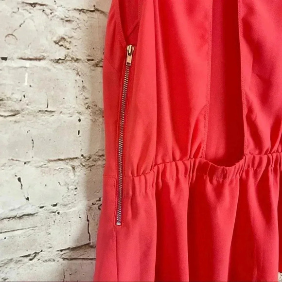 Wilfred Aritzia Size 2 Two Filles Blouse Sleeveless Coral Orange Cut Out Back - Picture 4 of 7